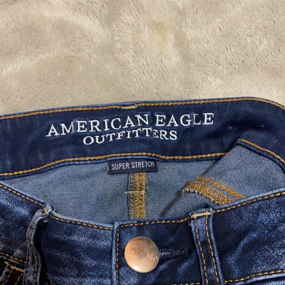 Distressed American eagle skinny jeans - Picture 7 of 8